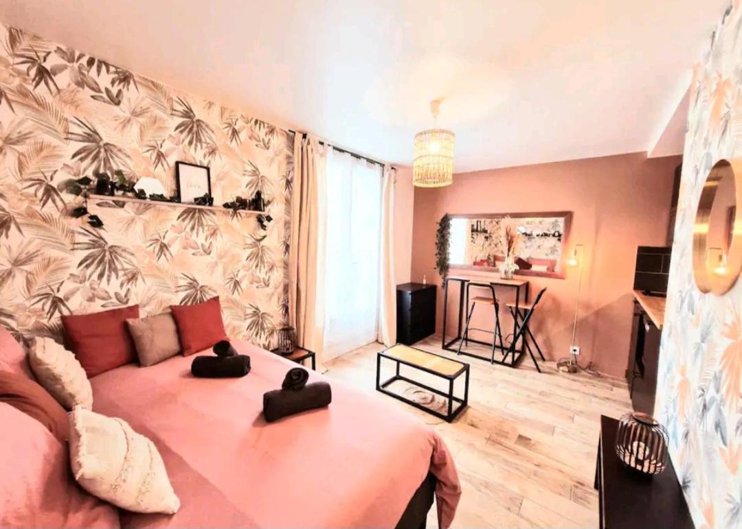 Maison Juliette กลีชี ภายนอก รูปภาพ